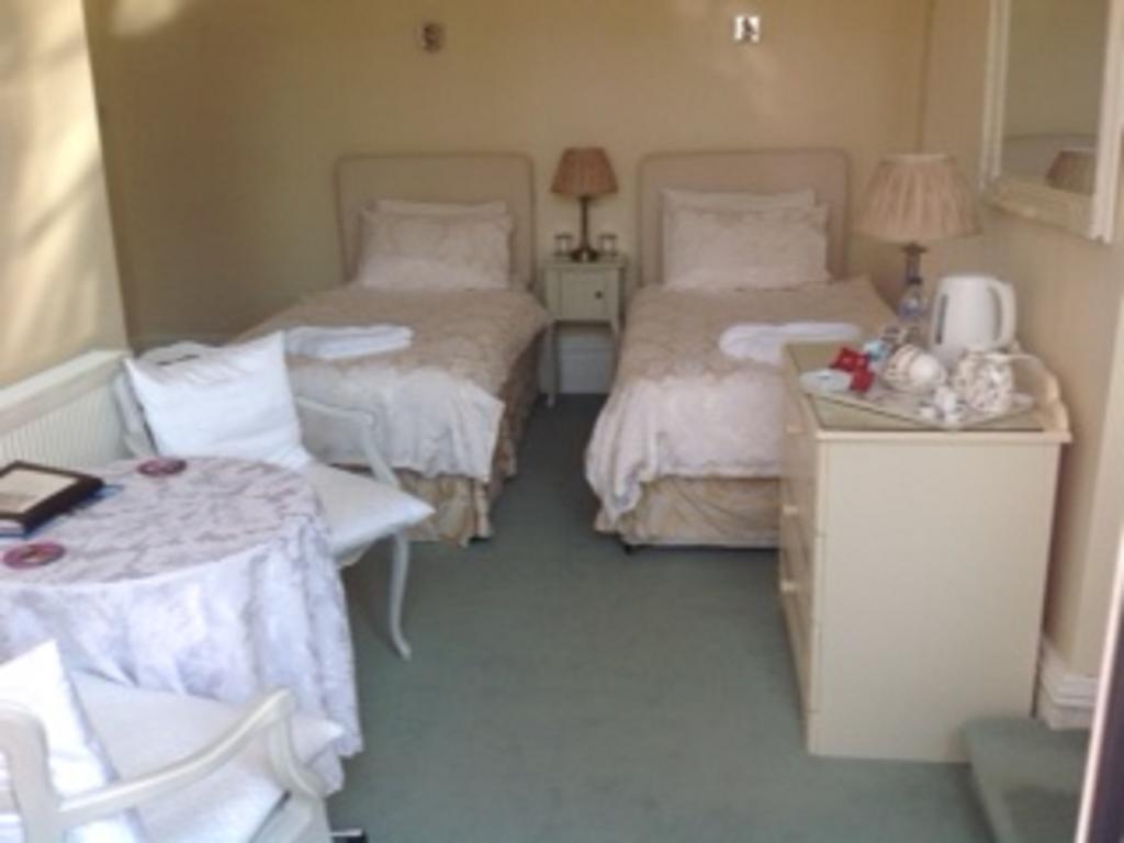 Bed and Breakfast Bassets House Eastbourne Zewnętrze zdjęcie