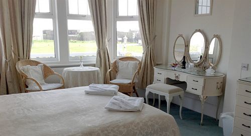 Bed and Breakfast Bassets House Eastbourne Zewnętrze zdjęcie
